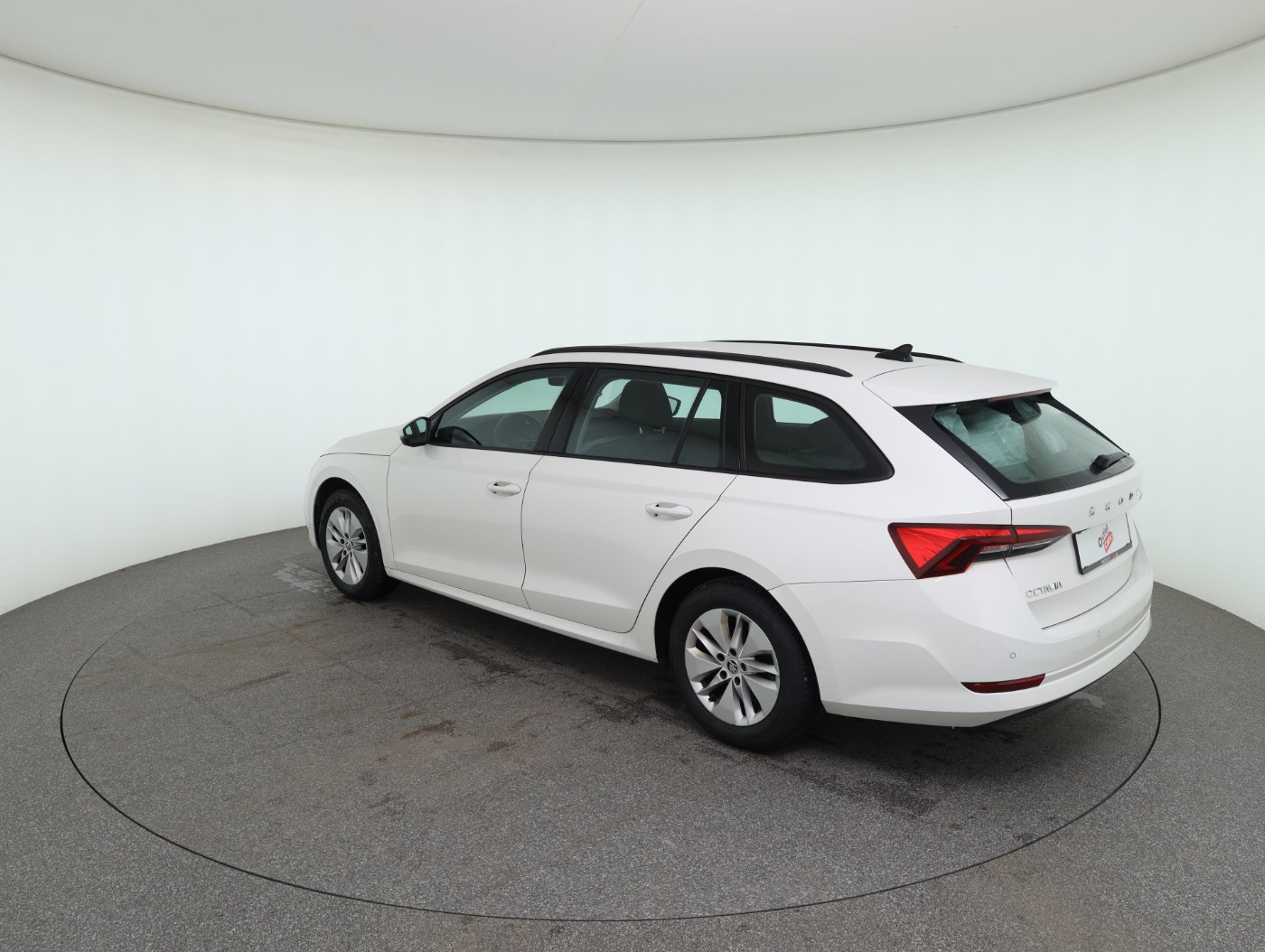 Skoda Octavia Combi 2.0 TDI Ambition | Bild 8 von 28