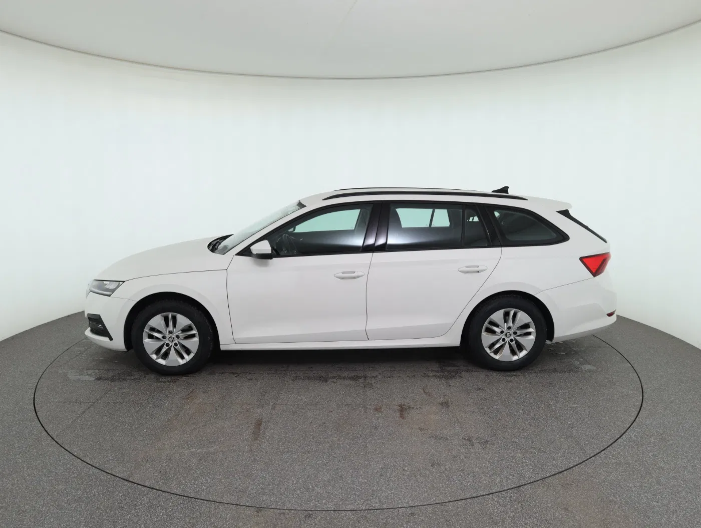 Skoda Octavia Combi 2.0 TDI Ambition | Bild 9 von 28