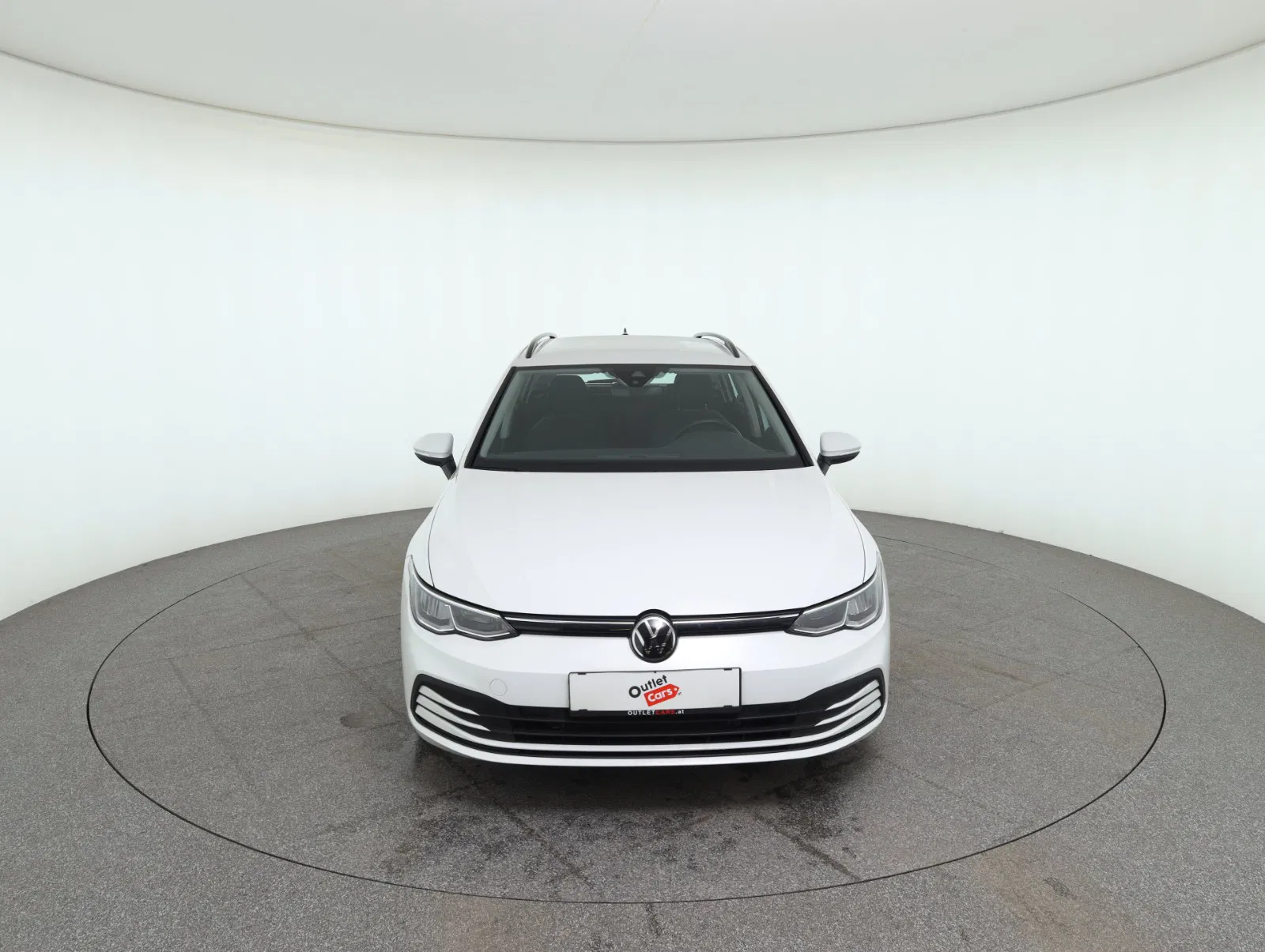 VW Golf VIII Variant 2.0 TDI Life | Bild 2 von 26