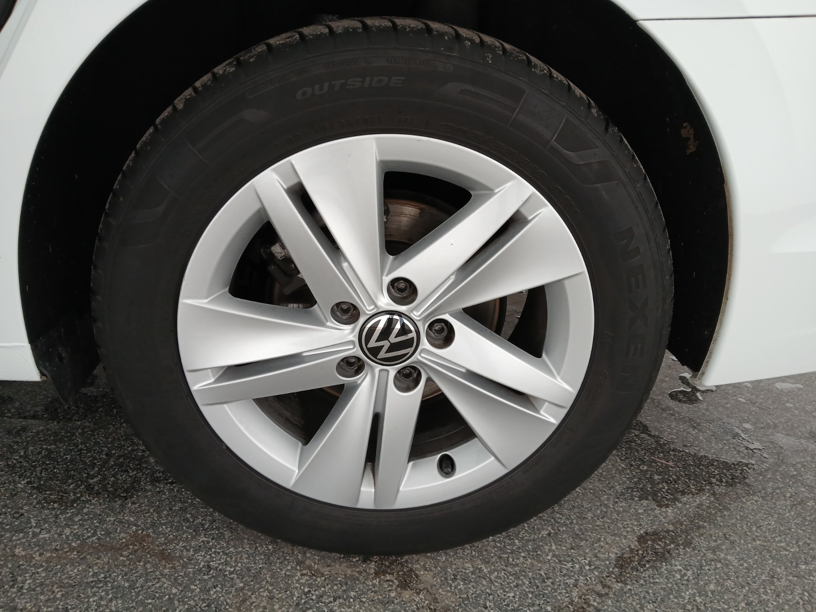 VW Golf VIII Variant 2.0 TDI Life | Bild 9 von 26