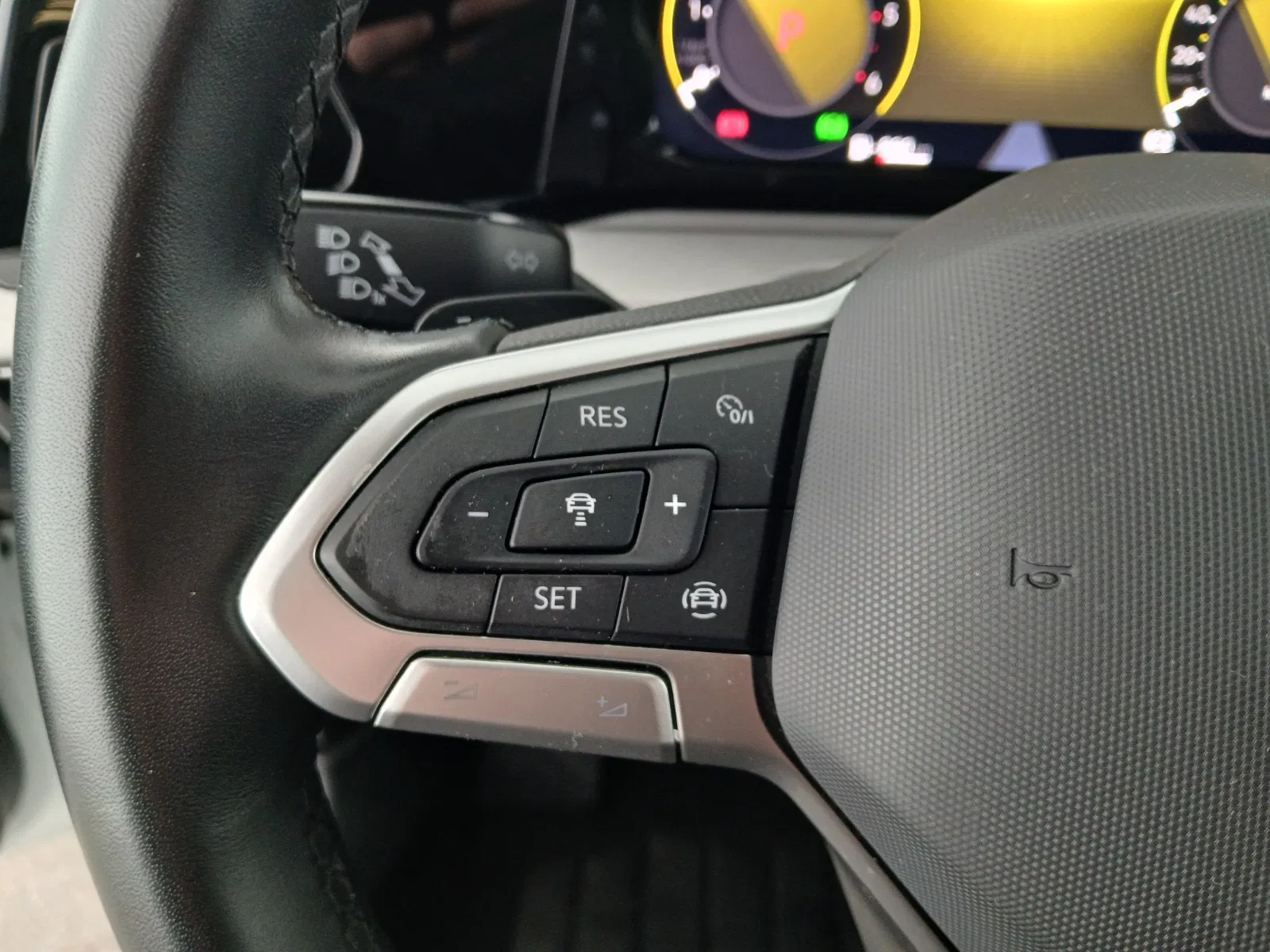 VW Golf VIII Variant 2.0 TDI Life | Bild 16 von 26