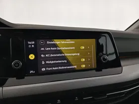 VW Golf VIII Variant 2.0 TDI Life | Thumbnail 20 von 26