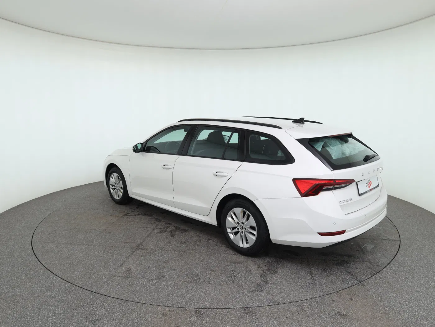 Skoda Octavia Combi 2.0 TDI Ambition | Bild 8 von 30