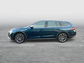 Skoda Octavia Combi 2.0 TDI Scout | Thumbnail 3 von 27