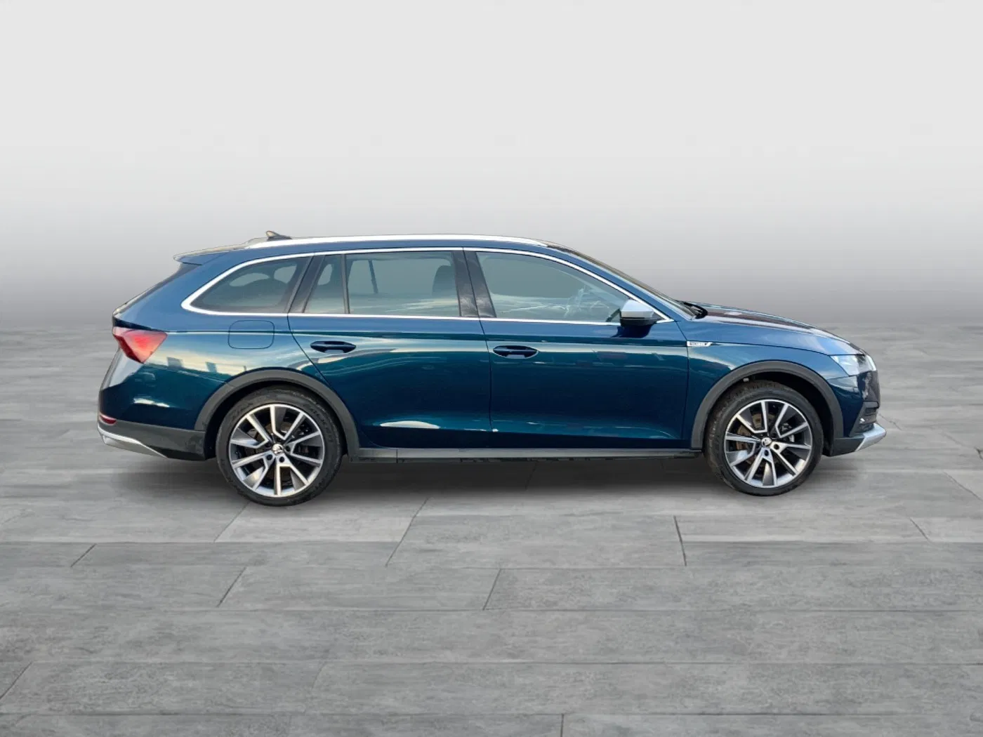 Skoda Octavia Combi 2.0 TDI Scout | Bild 6 von 27