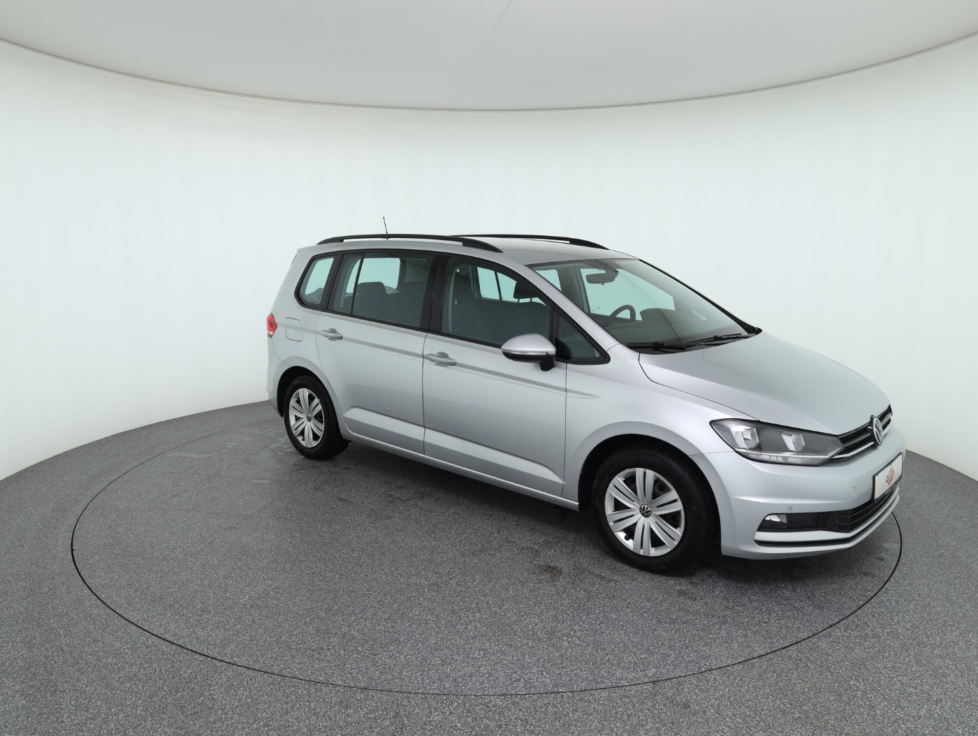 VW Touran 2.0 TDI BMT | Bild 4 von 27