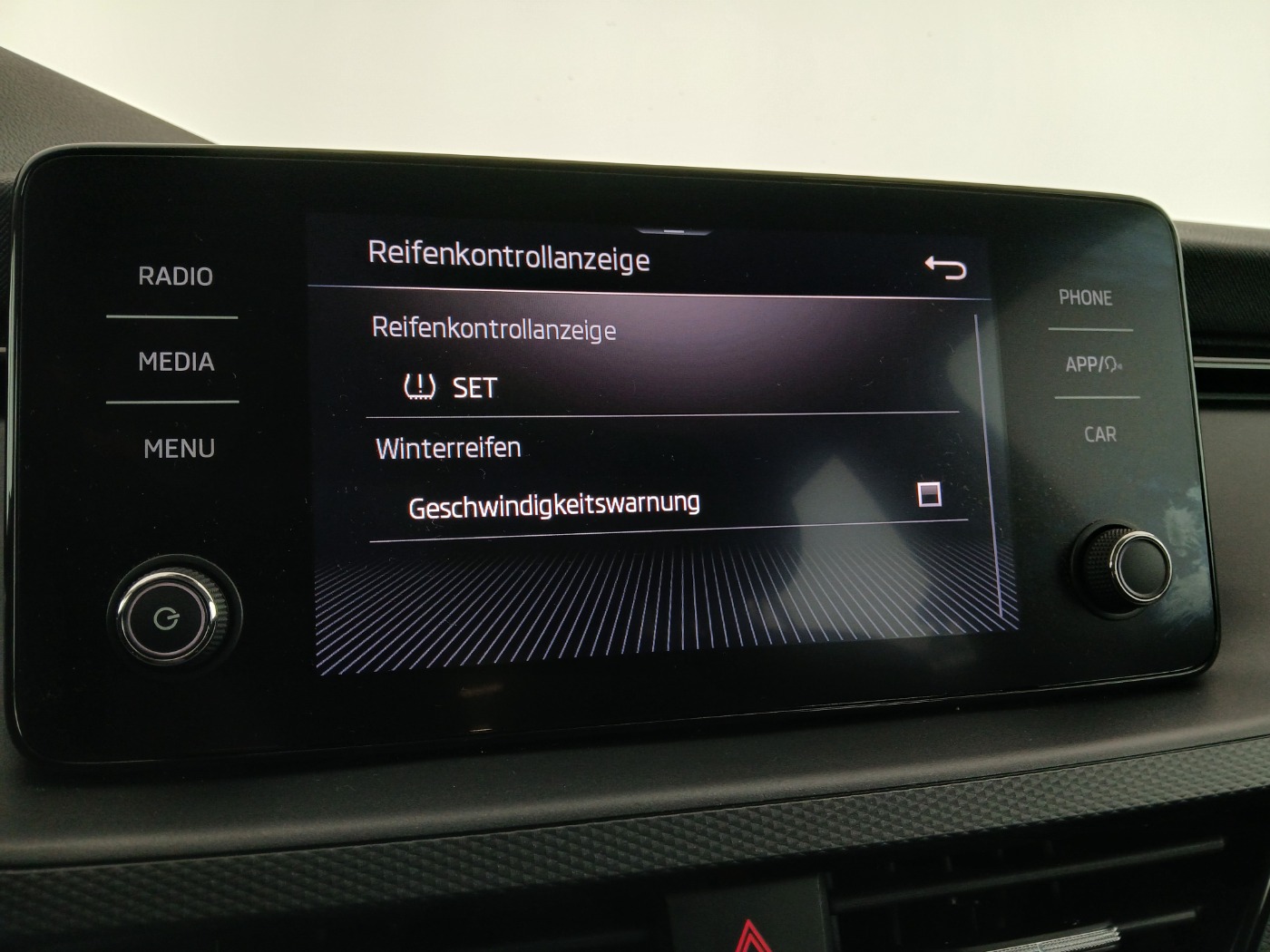 Skoda Scala 1.0 TSI Sport | Bild 23 von 27