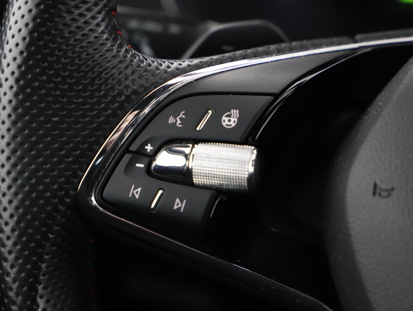 Skoda Octavia Combi RS iV DSG | Bild 19 von 26