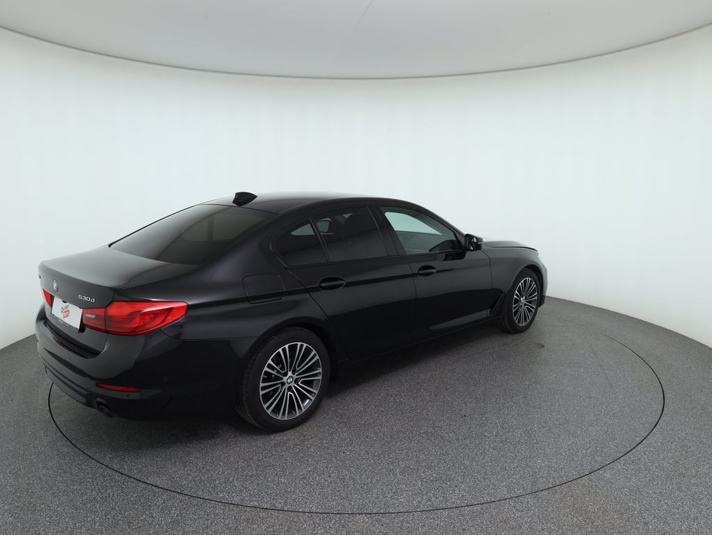BMW 530d xDrive Sport Line | Bild 5 von 26