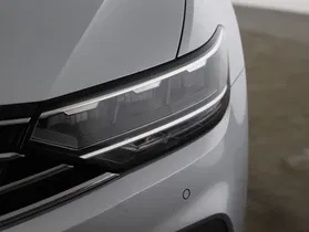 VW Passat Var. 2.0 TDI Bus. DSG | Thumbnail 27 von 27