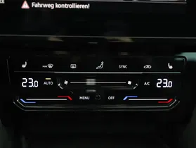 VW Passat Var. 2.0 TDI Bus. DSG | Thumbnail 20 von 27