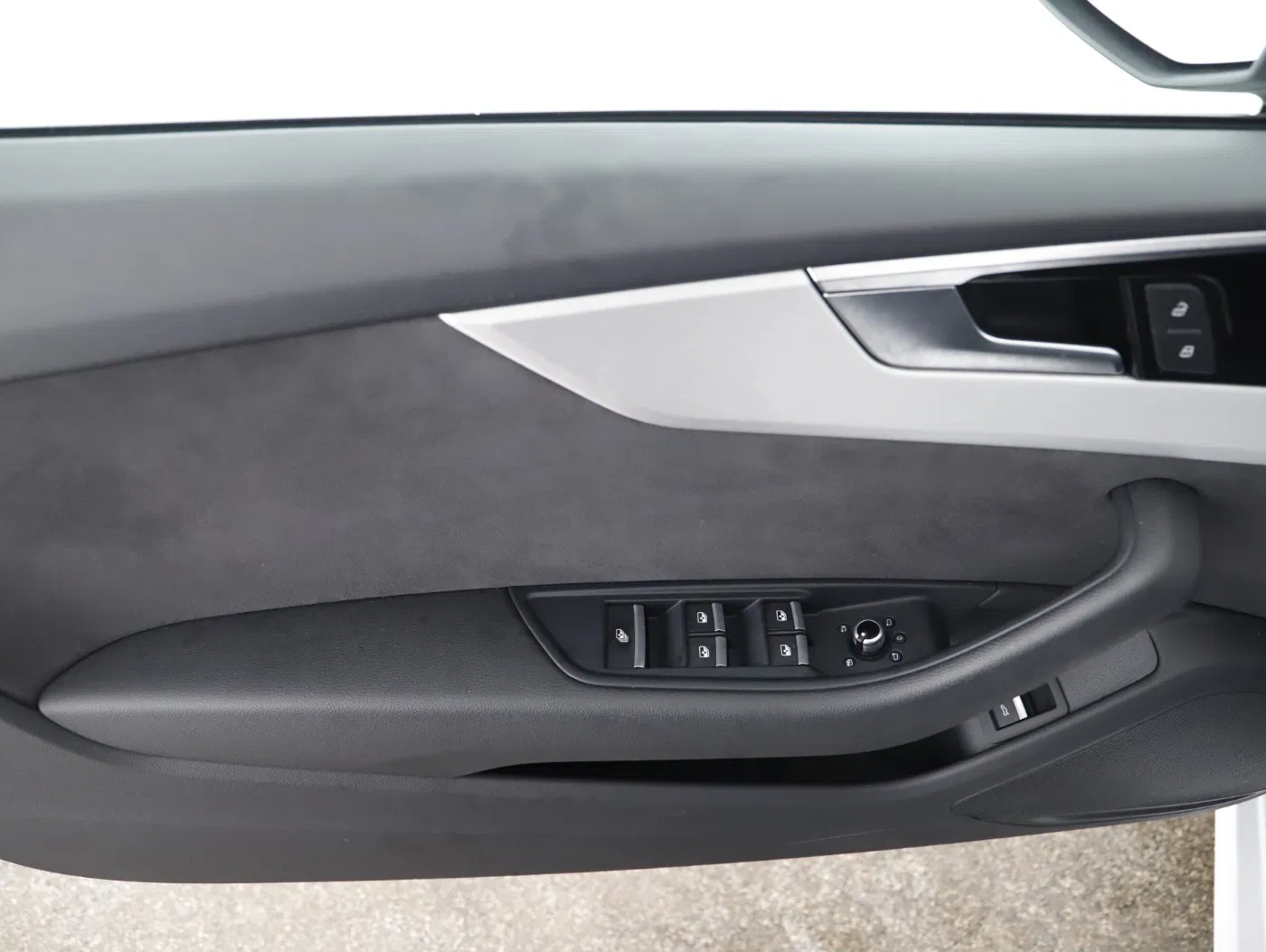 Audi A5 Cabriolet 35 2.0 TDI | Bild 11 von 28