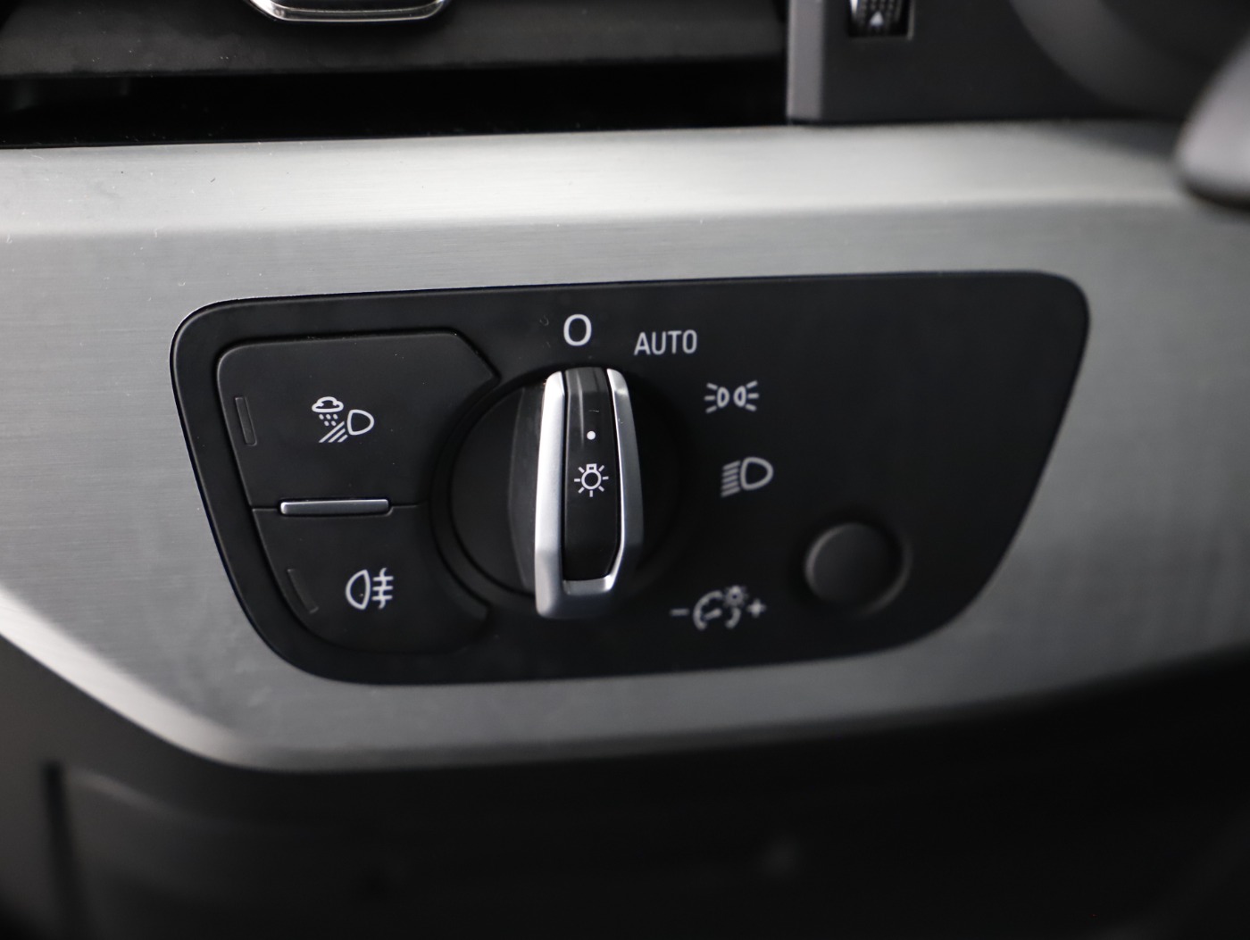 Audi A5 Cabriolet 35 2.0 TDI | Bild 13 von 28