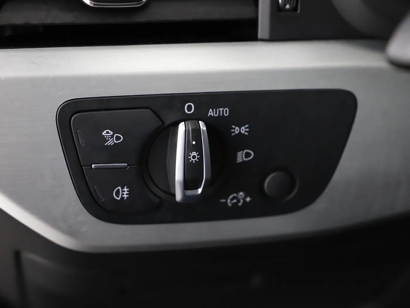 Audi A5 Cabriolet 35 2.0 TDI | Bild 13 von 28