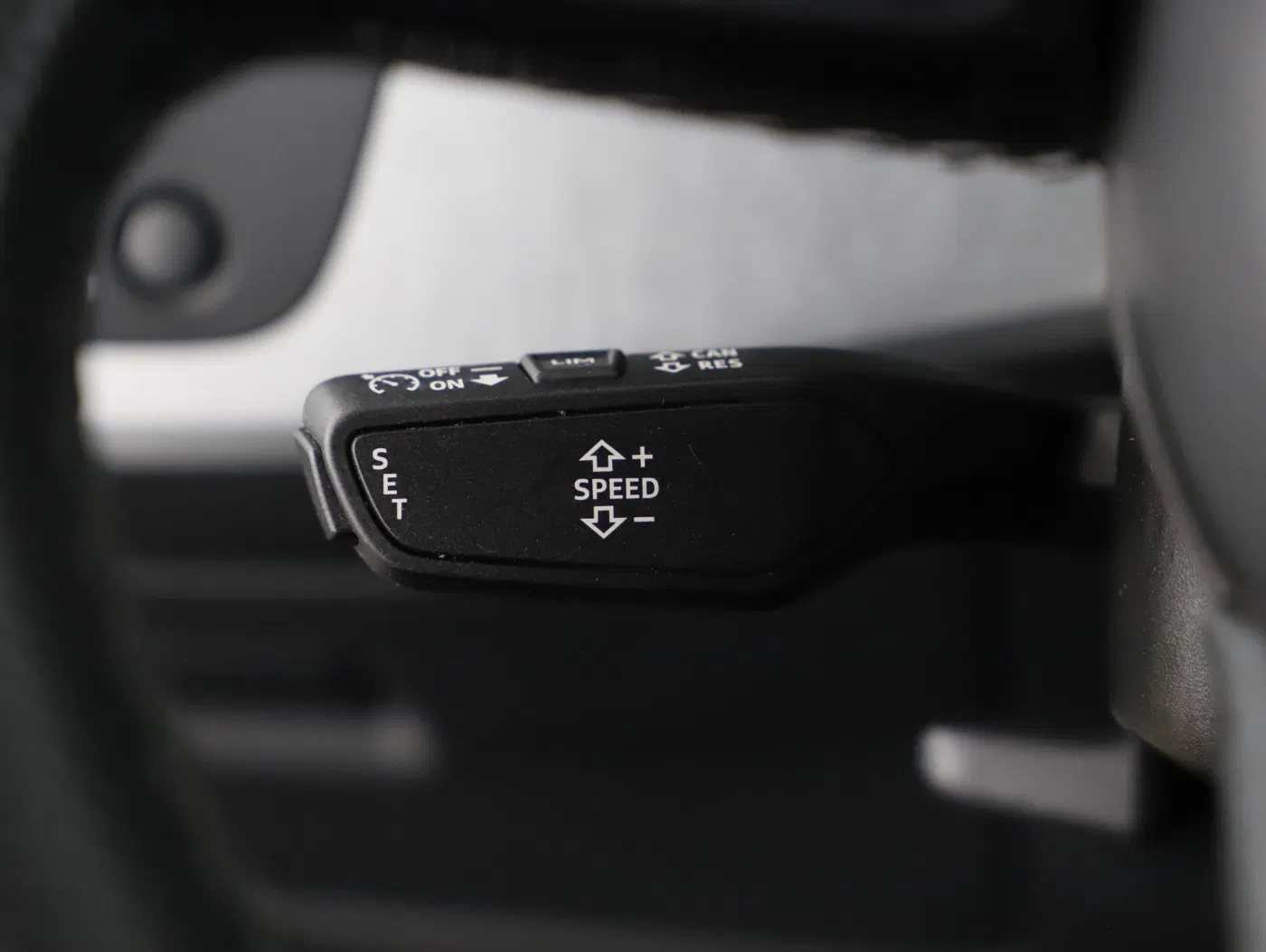 Audi A5 Cabriolet 35 2.0 TDI | Bild 20 von 28