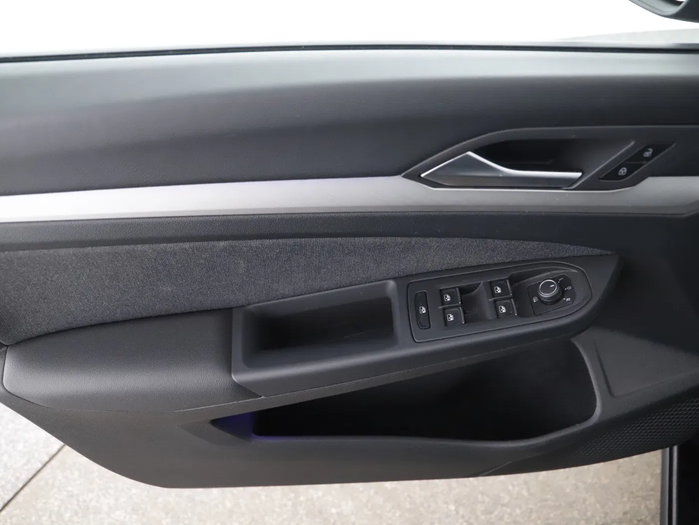 VW Golf VIII Variant 2.0 TDI Life | Bild 11 von 27