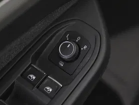 VW Golf VIII Variant 2.0 TDI Life | Thumbnail 12 von 27