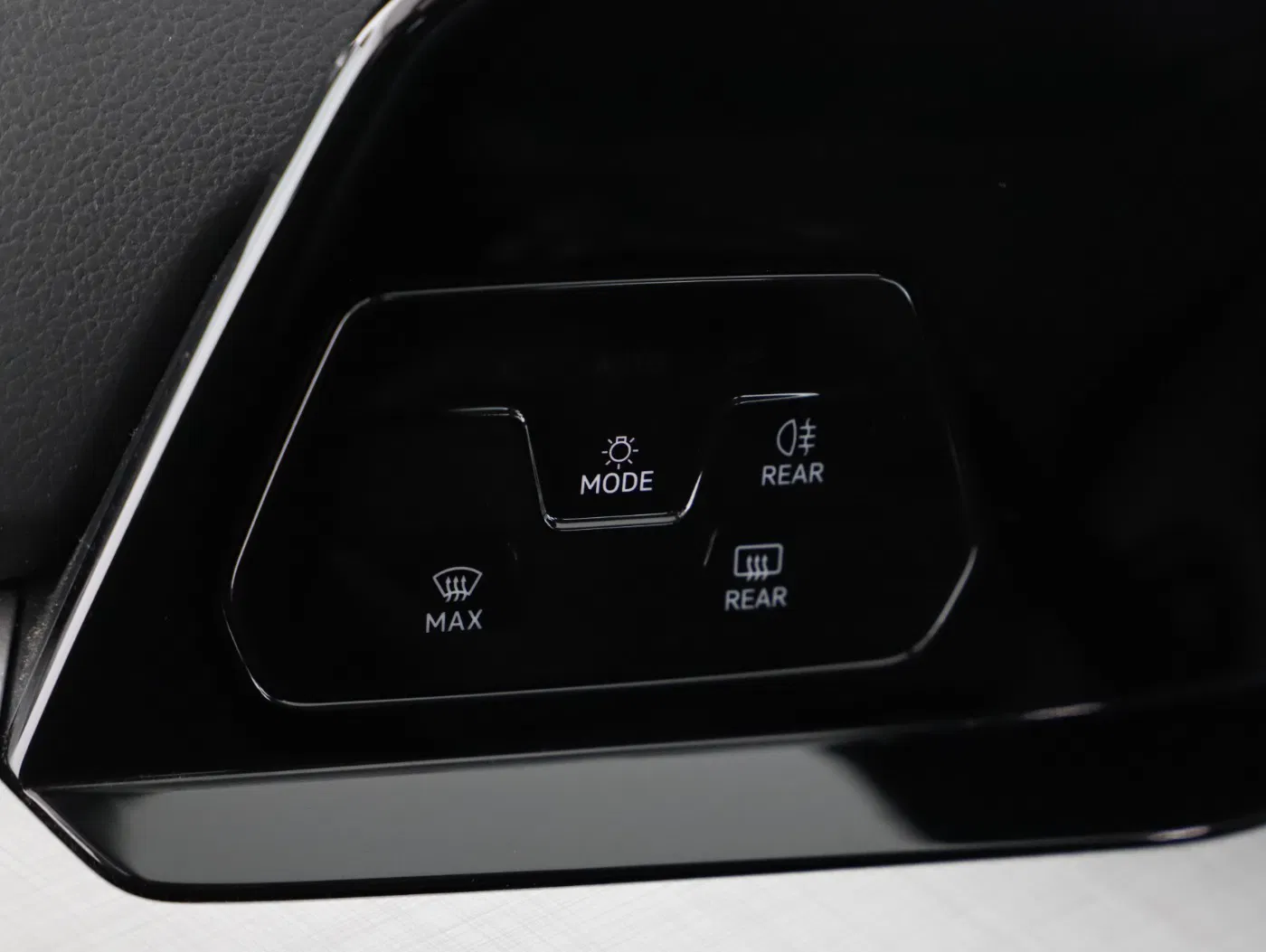 VW Golf VIII Variant 2.0 TDI Life | Bild 13 von 27