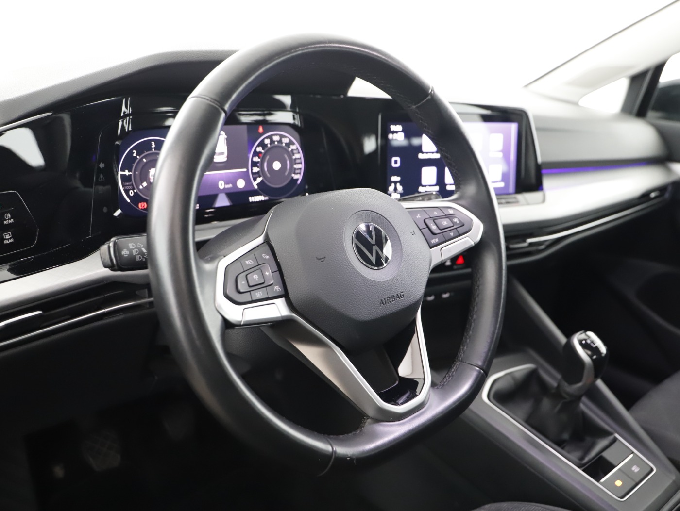 VW Golf VIII Variant 2.0 TDI Life | Bild 17 von 27