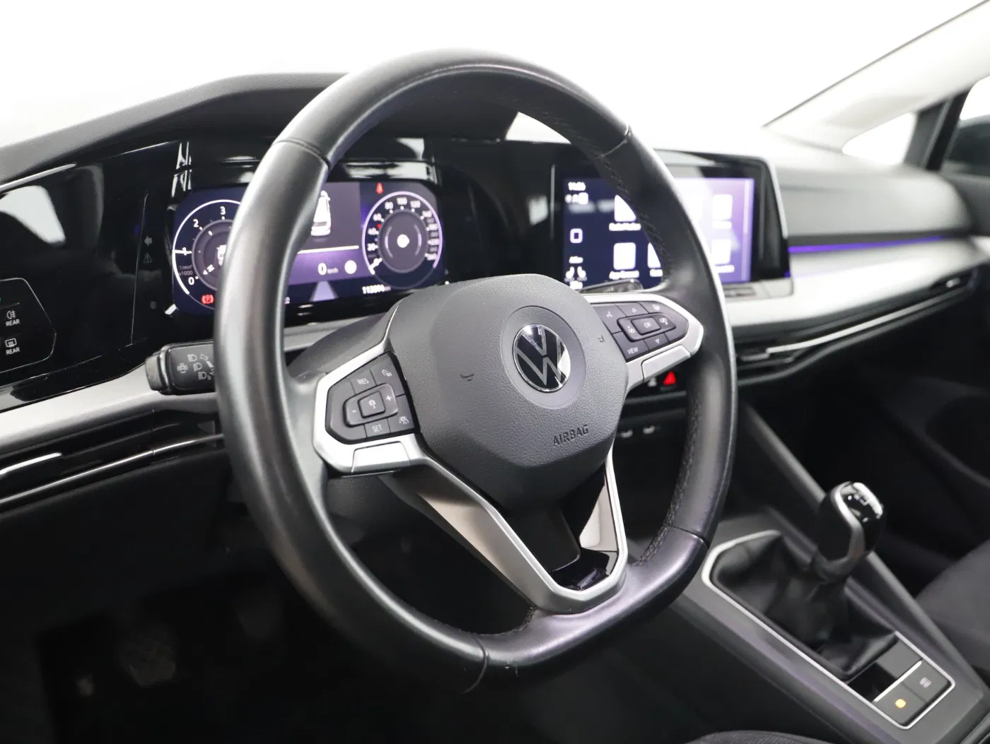 VW Golf VIII Variant 2.0 TDI Life | Bild 17 von 27