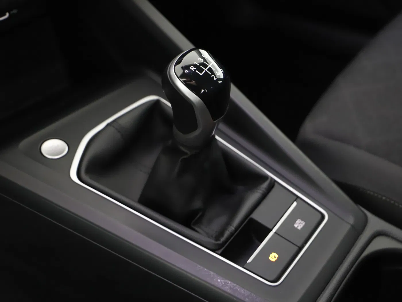 VW Golf VIII Variant 2.0 TDI Life | Bild 24 von 27