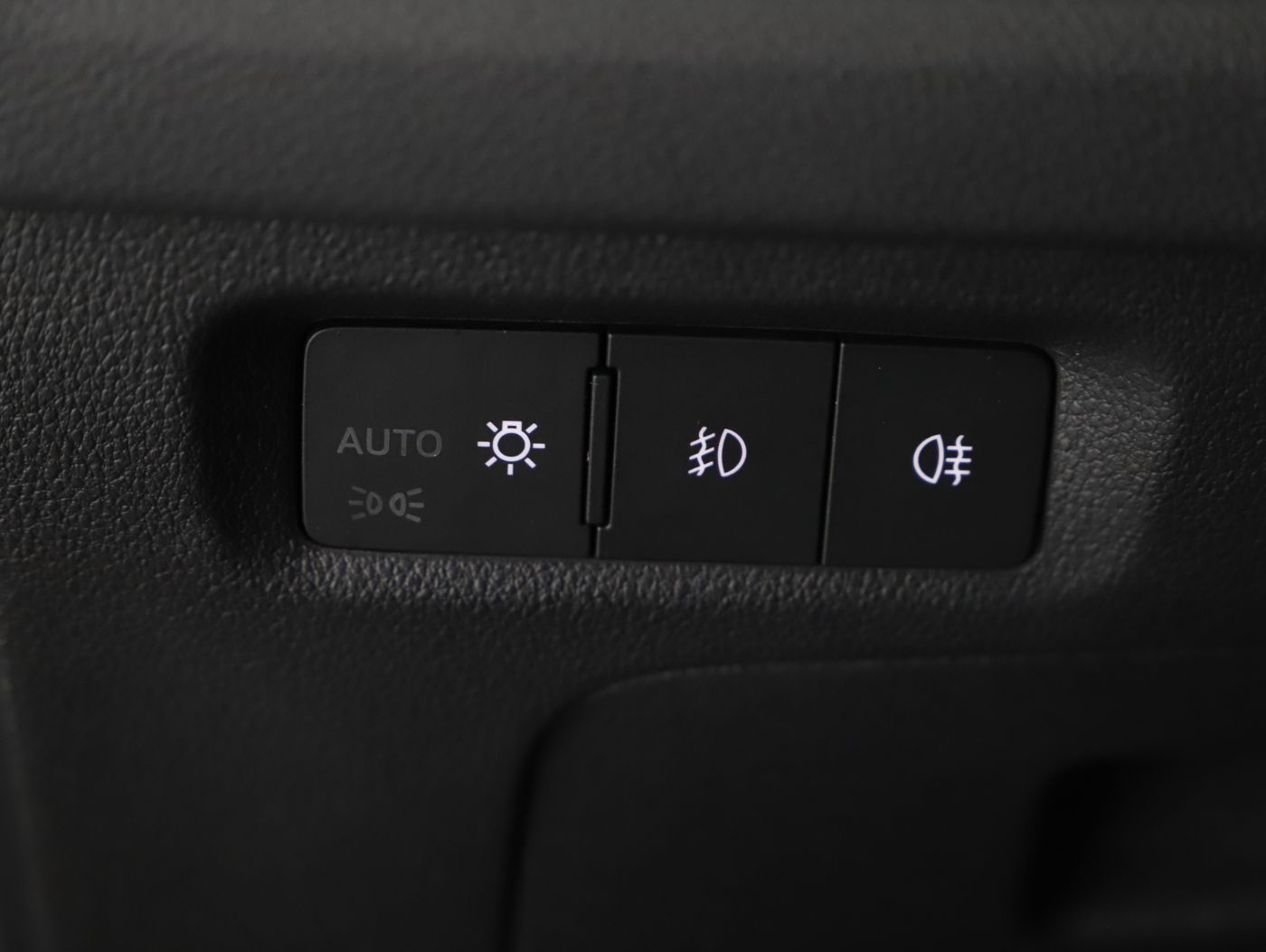 Skoda Octavia Combi 2.0 TDI Ambition | Bild 11 von 26