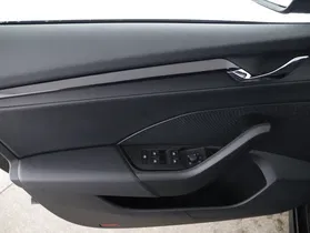 Skoda Octavia Combi 2.0 TDI Ambition | Thumbnail 12 von 26