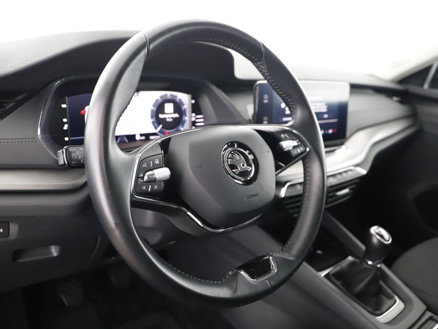 Skoda Octavia Combi 2.0 TDI Ambition | Bild 13 von 26