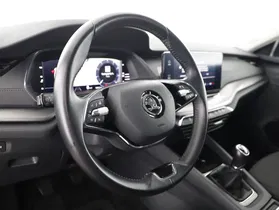 Skoda Octavia Combi 2.0 TDI Ambition | Thumbnail 13 von 26