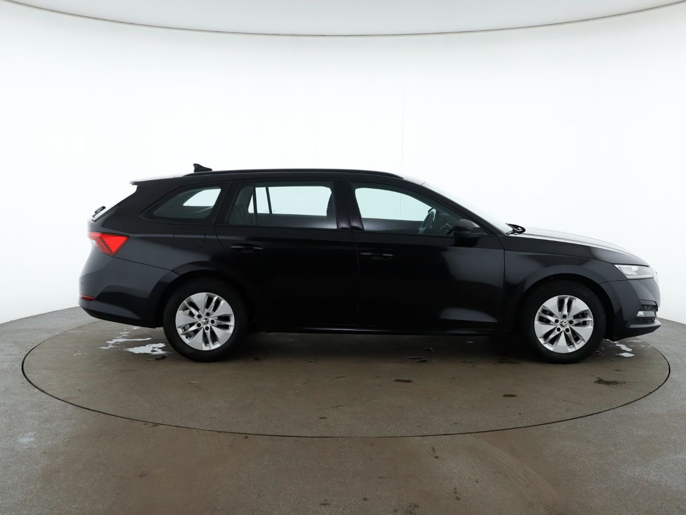 Skoda Octavia Combi 2.0 TDI Ambition | Bild 6 von 26