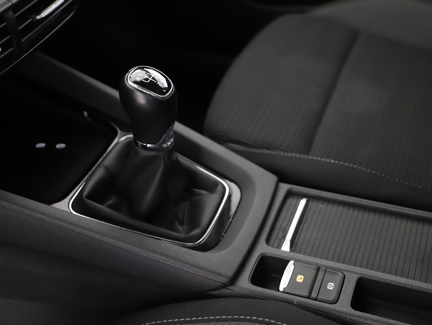 Skoda Octavia Combi 2.0 TDI Ambition | Bild 22 von 26