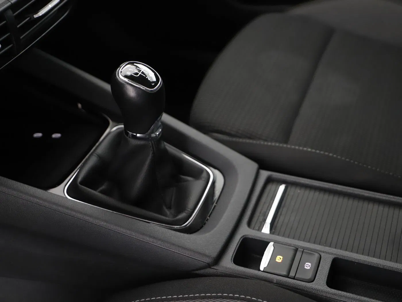 Skoda Octavia Combi 2.0 TDI Ambition | Bild 22 von 26