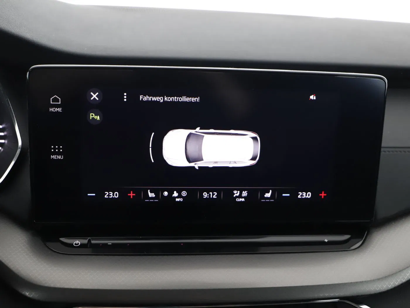 Skoda Octavia Combi 2.0 TDI Ambition | Bild 19 von 23