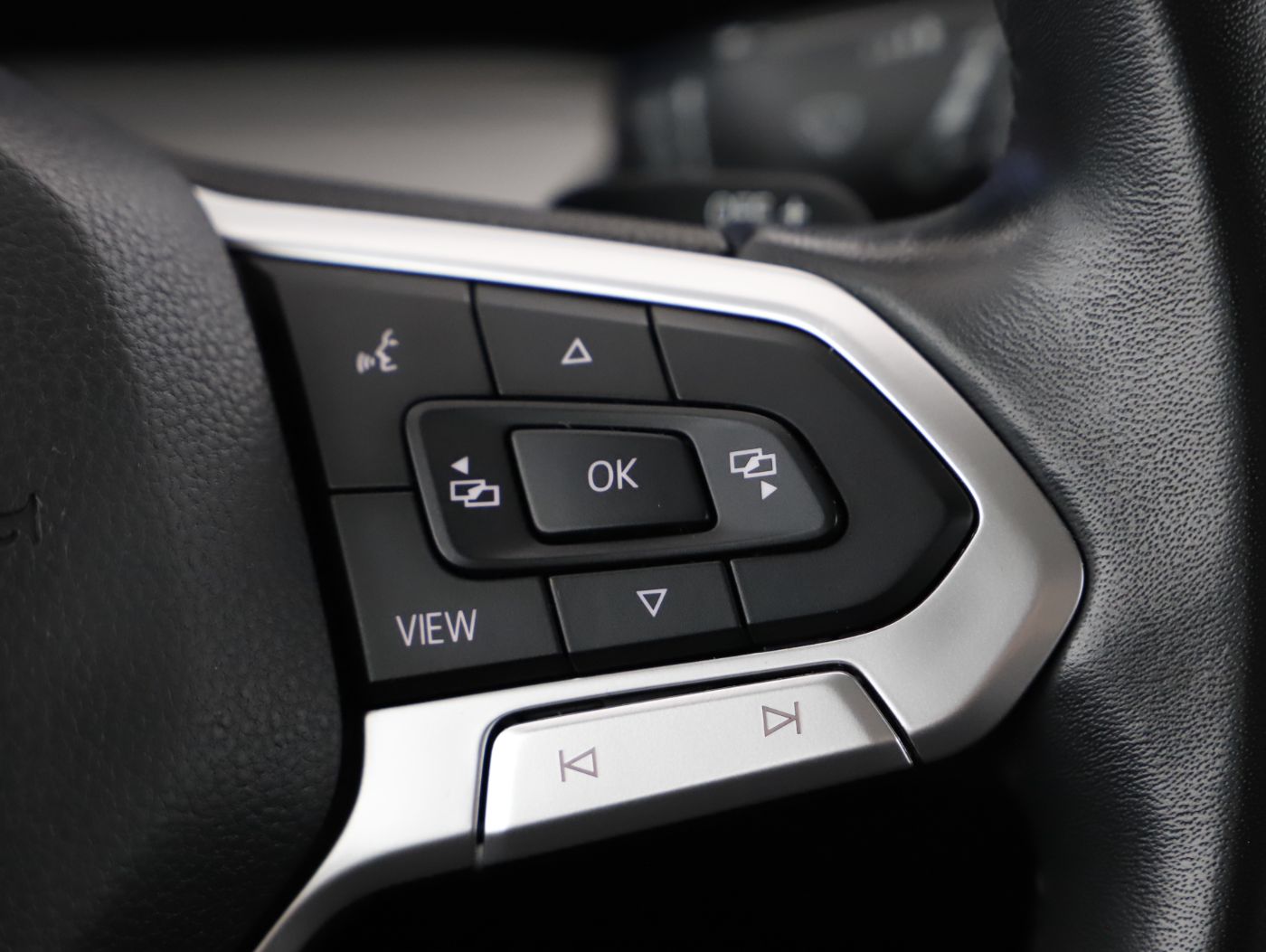 VW Golf VIII Var. 2.0TDI DSG | Bild 19 von 27