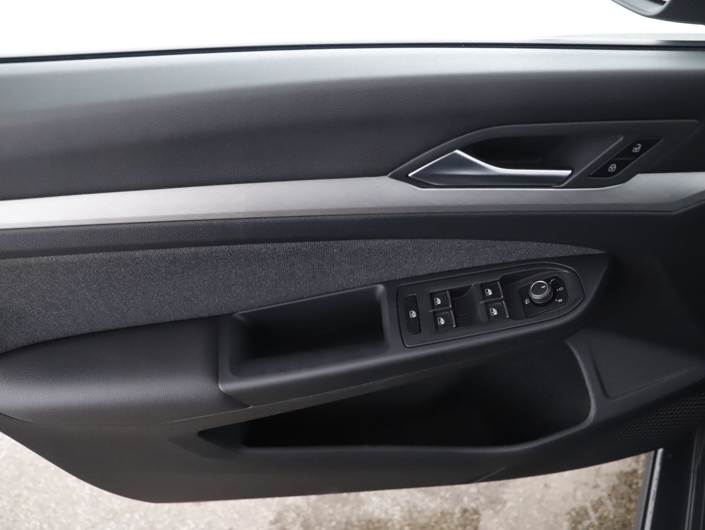 VW Golf VIII Var. 2.0TDI DSG | Bild 11 von 27