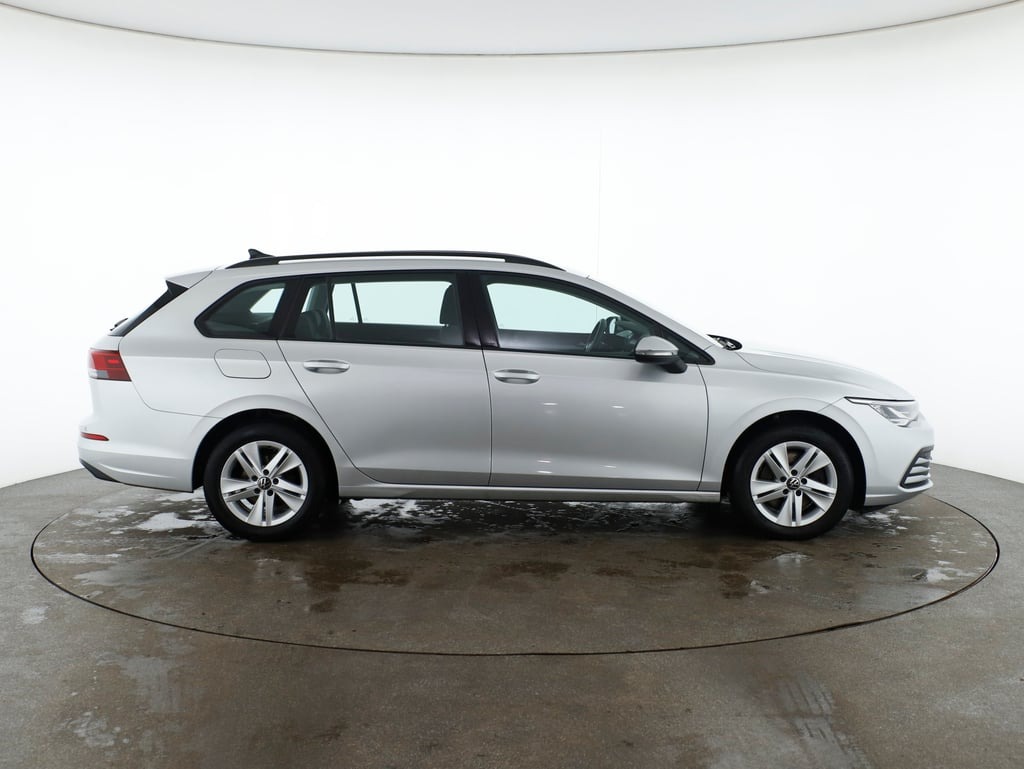 VW Golf VIII Variant 2.0 TDI Life | Bild 5 von 27