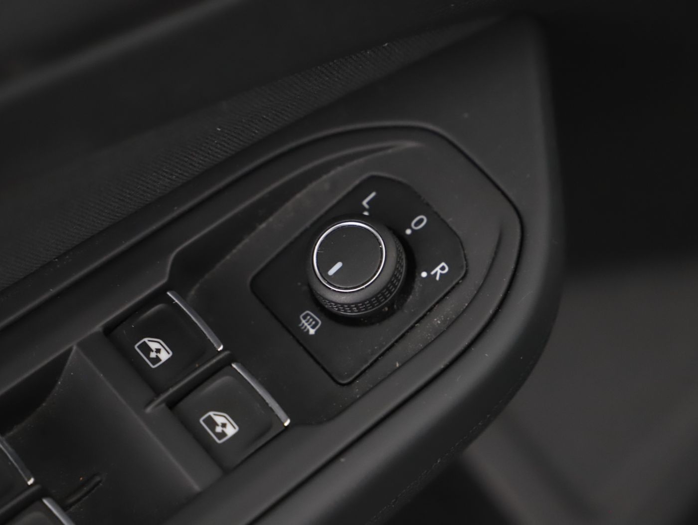 VW Golf VIII Var. 2.0 TDI Life | Bild 12 von 28