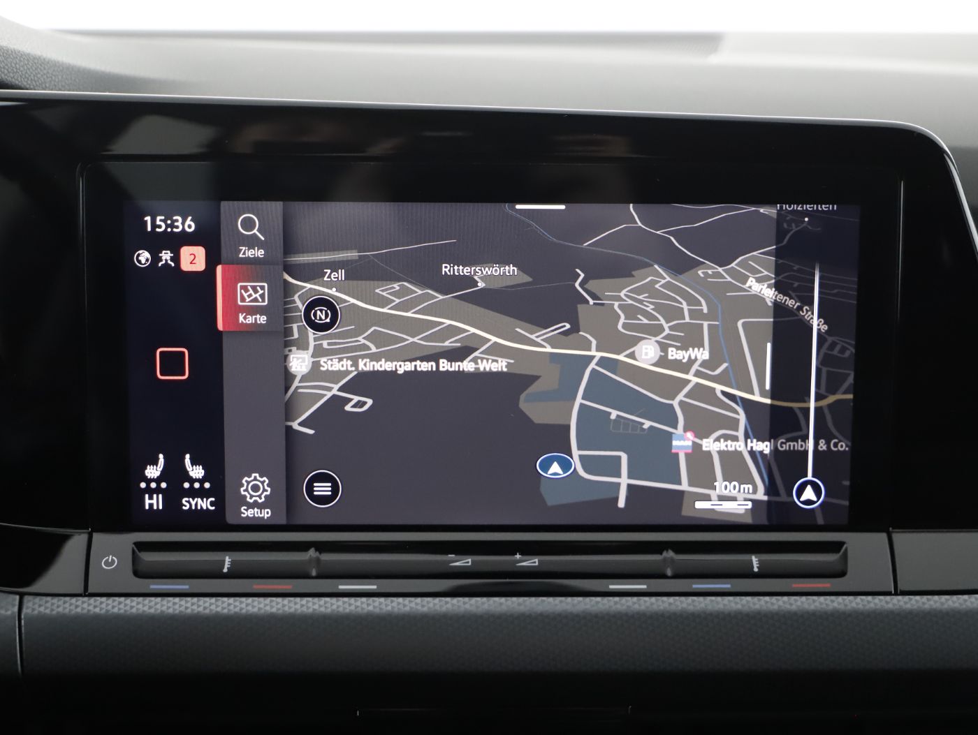 VW Golf VIII Var. 2.0 TDI Life | Bild 21 von 28