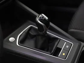 VW Golf VIII Var. 2.0 TDI Life | Thumbnail 24 von 28