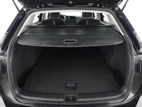 VW Golf VIII Var. 2.0 TDI Life | Thumbnail 26 von 28