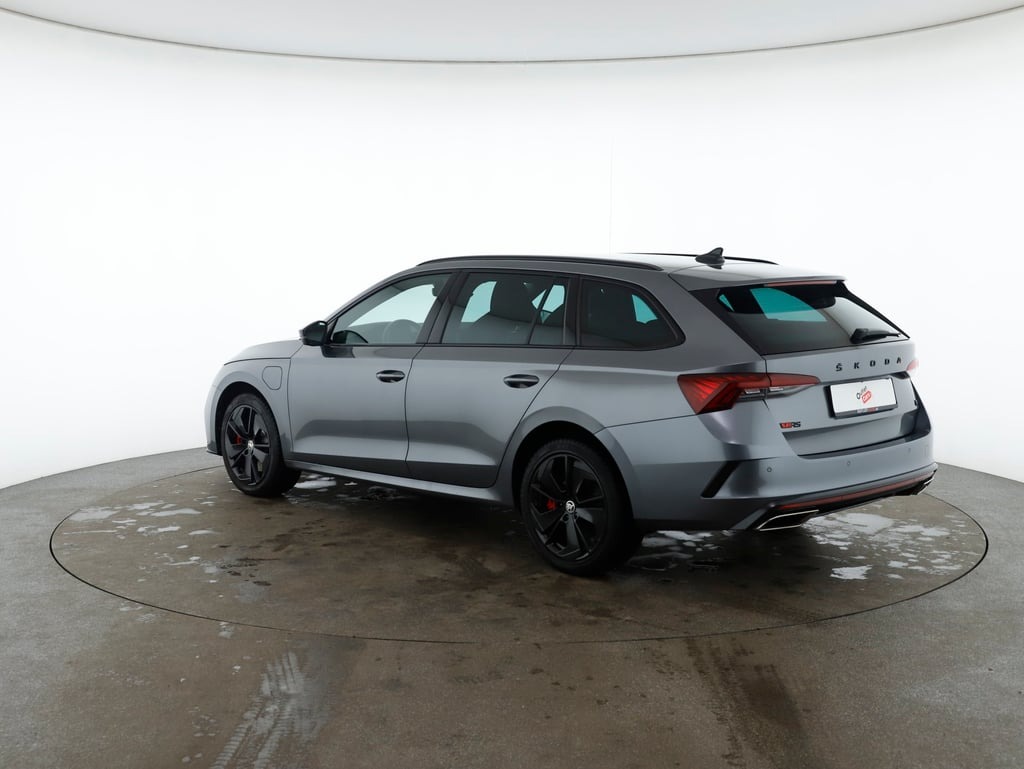 Skoda Octavia Combi 1.4 TSI RS iV | Bild 8 von 26