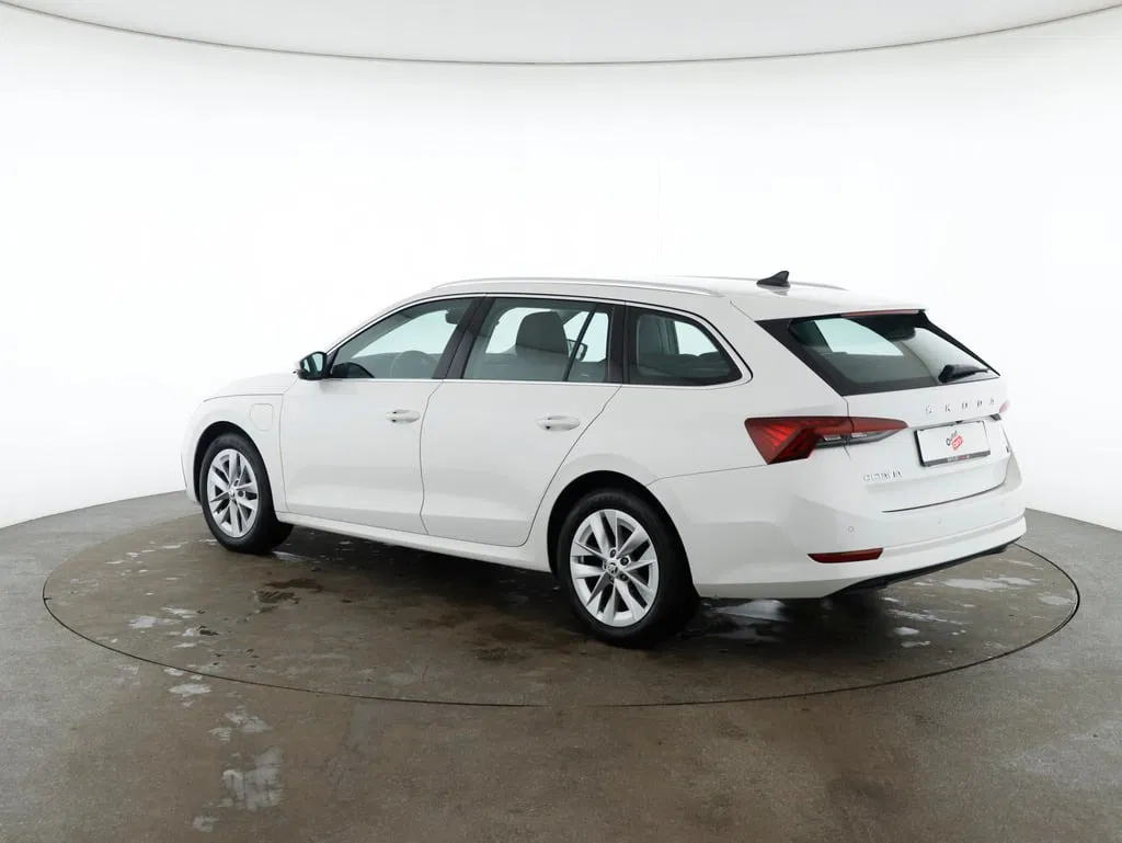 Skoda Octavia Combi 1.4 TSI Style iV | Bild 8 von 27