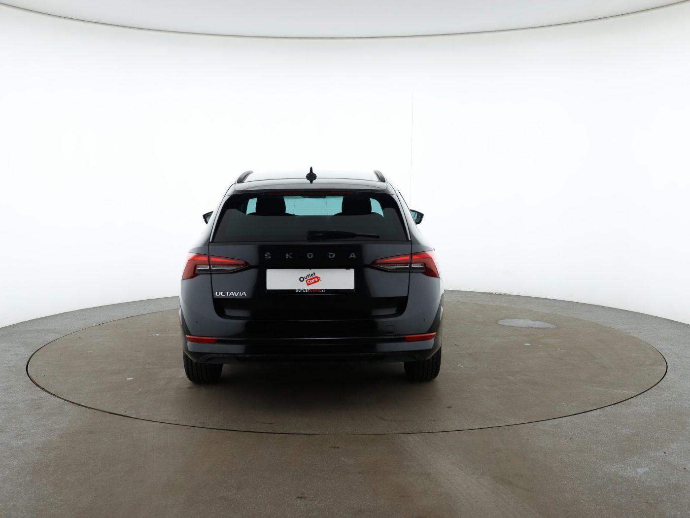 Skoda Octavia Combi 2.0 TDI Amb. | Bild 7 von 27