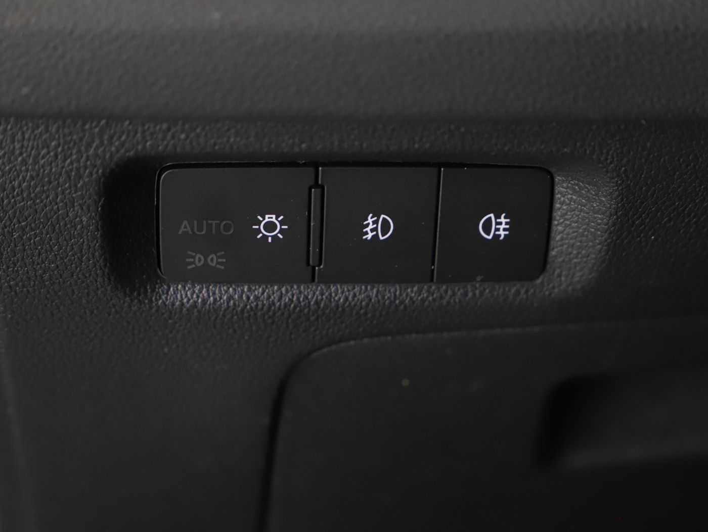 Skoda Octavia 1.4 TSI iV Amb. DSG | Bild 13 von 26