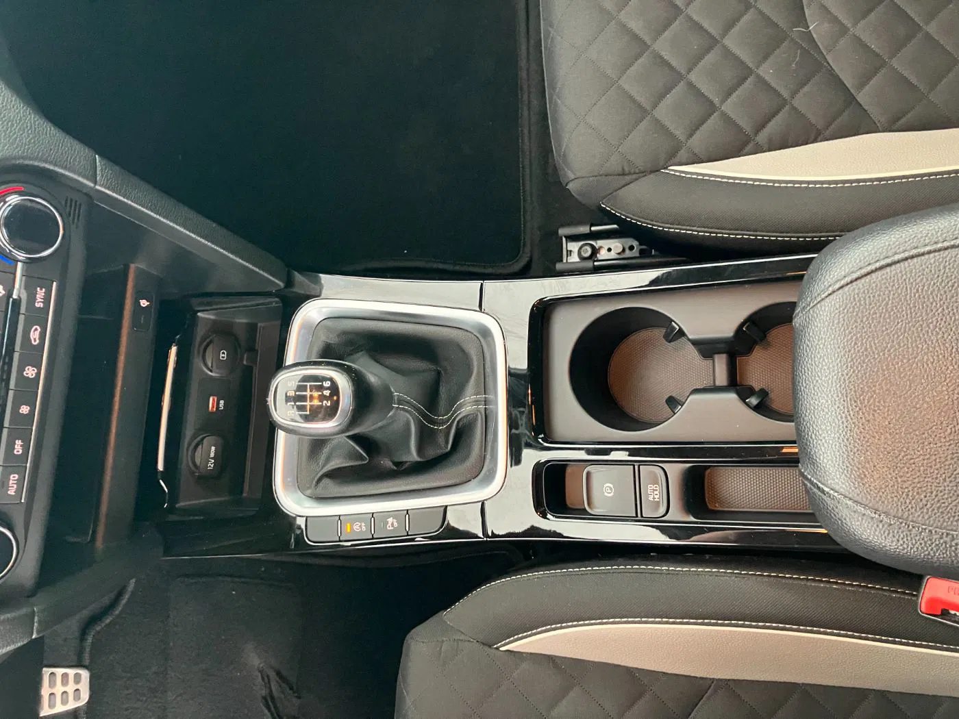 Kia ProCeed 1.6 CRDi GT-Line | Bild 27 von 31