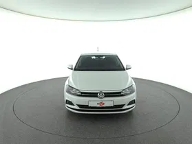 VW Polo VI 1.6 TDI Comfortline | Thumbnail 2 von 26