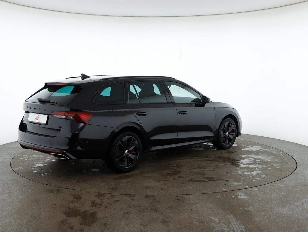 Skoda Octavia Combi 1.4 TSI RS iV | Bild 6 von 28