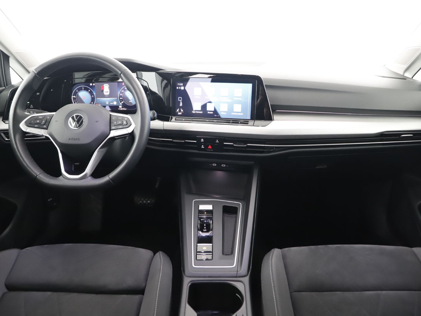 VW Golf VIII Var. 2.0TDI Life DSG | Bild 11 von 23