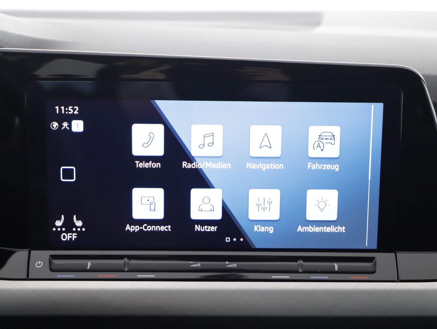 VW Golf VIII Var. 2.0TDI Life DSG | Bild 16 von 23