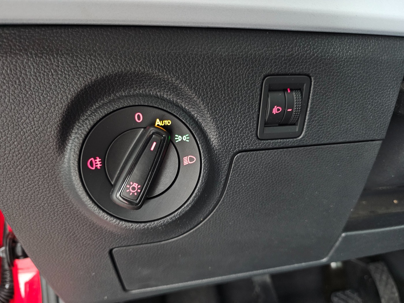 Seat Ibiza 1.0 MPI Reference | Bild 12 von 25